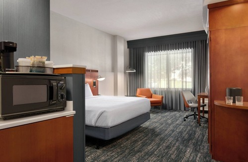 Witmer Hotel | Courtyard by Marriott Lancaster