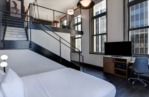 Central Business District Hotel | Courtyard by Marriott Cincinnati Downtown