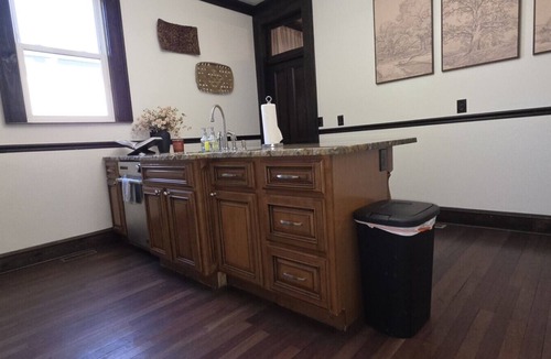 Knoxville House | Covenant Park 3 Min - Old City 5 Min - Sleeps 16