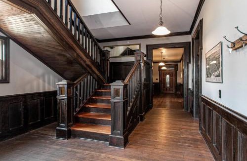 Knoxville House | Covenant Park 3 Min - Old City 5 Min - Sleeps 16