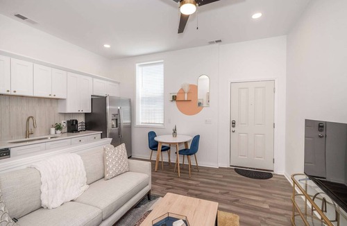 Covington Condo | Covington Charm 202