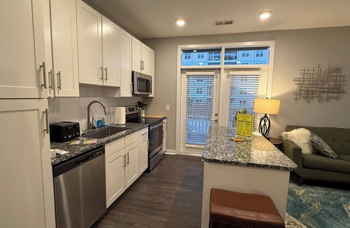 Chapel Hill Apartment | Cozy 1-bedroom apartment in tranquil Chapel Hill with all amenities!