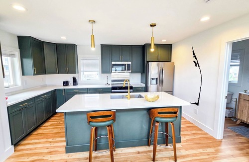 Sea Scape House | Cozy 1 bedroom house in serene Kitty Hawk with Rooftop views of Ocean and sunset