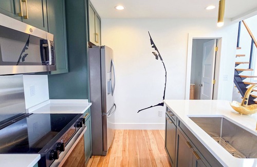 Sea Scape House | Cozy 1 bedroom house in serene Kitty Hawk with Rooftop views of Ocean and sunset