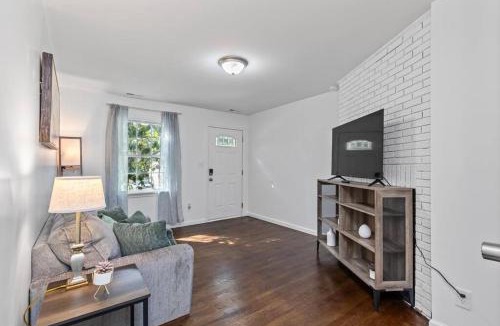 Hopewell Apartment | Cozy 1BR 1BA Apartment Near Fort Gregg Adams