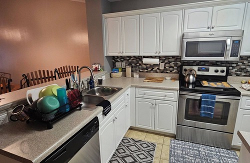 North Augusta House | Cozy 2-bedroom townhome in beautiful North Augusta with AC, family-friendly area