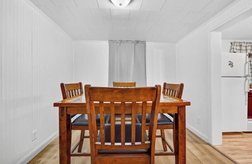 Marlinton Apartment | Cozy 2BR Apt | Downtown Marlinton | Near Snowshoe