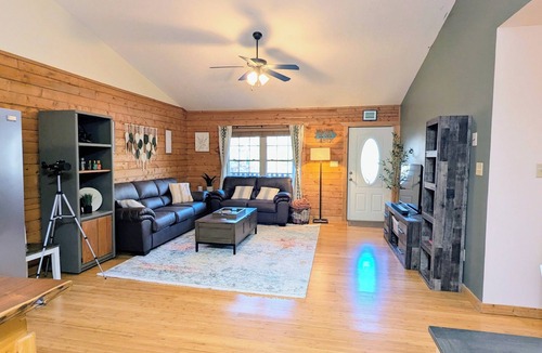 Fort Valley Cabin | Cozy 3 bedroom cabin in Fort Valley, VA