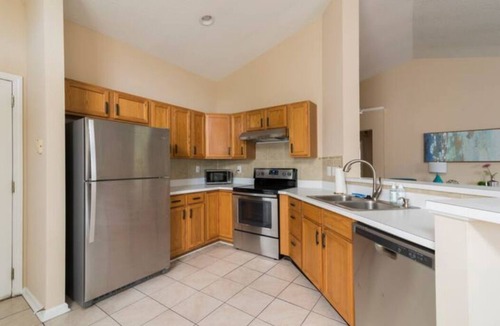 Paw Creek House | Cozy 3BR/2BA in North Lake Area