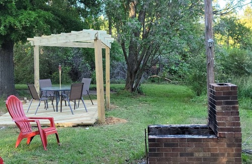 Stokes House | Cozy 3BR-near Hanging Rock, Chateau Vie, Meadows, Friends wedding venues