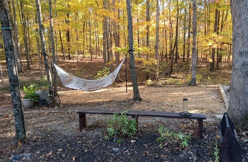 West Union Cabin | Cozy Amish built cabin in Adams County Ohio, relax and watch the buggies go by.