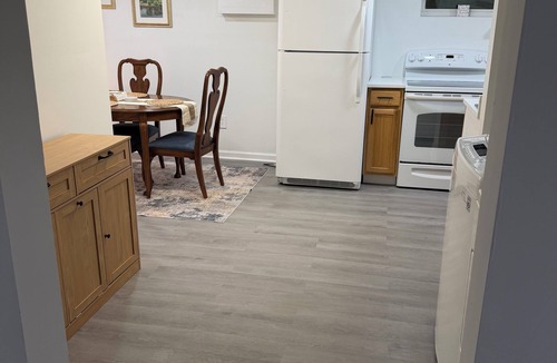 Fort Washington Apartment | Cozy basement near National Harbor and 25 min close to D.C.
