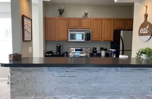 Manassas House | Cozy, bright 2BD w/yard, close to DT-bikes avail!