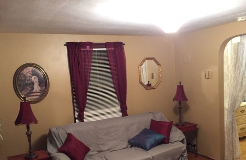 Georgetown Cottage | Cozy Cottage Just Off Main Street(southern Indiana)