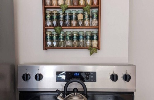 Lynn Garden House | Cozy Country Home tucked away in the scenic Appalachian Mountains