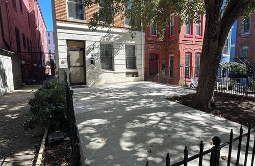 Reed-Cooke Apartment | Cozy full studio near DuPont Circle - 3rd Floor