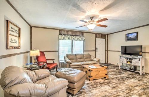 Hardin House | Cozy Hardin Retreat w/Lake Kentucky View!