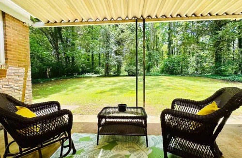 Huntersville House | Cozy home near Latta Nature Preserve