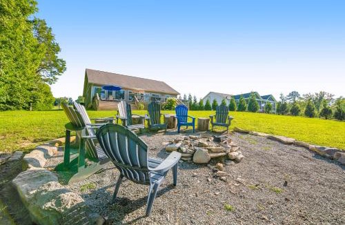 Maynardville House | Cozy Lakefront Home Sleep 12 Private Dock Hot Tub