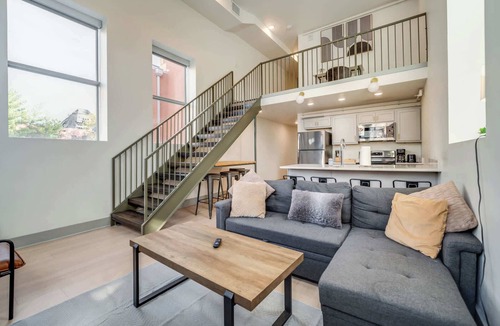 Downtown Louisville Apartment | Cozy loft unit in the heart of Medical District