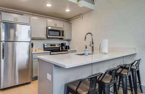 Downtown Louisville Apartment | Cozy loft unit in the heart of Medical District