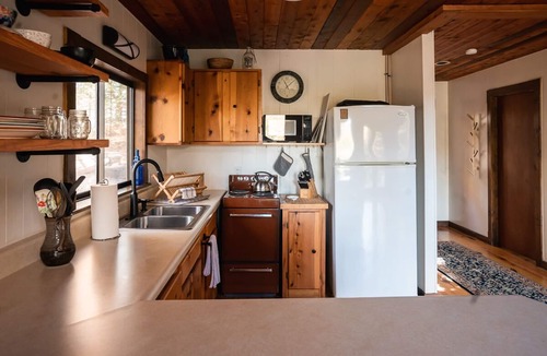 Bergton Ski Chalet | Cozy Mountain Escape