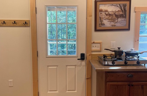Wilder Cabin | Cozy offgrid cabin in Jamestown, TN next to Skinner Mtn Wildlife Management Area