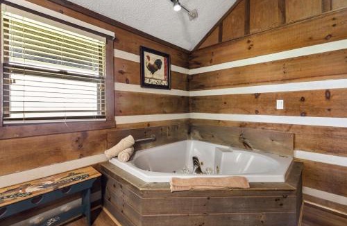 Fancy Gap House | Cozy Parkway Cabin with Mountain Views - Cabin 4