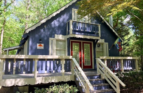 Pine Mountain Ski Chalet | Cozy Pine Mountain Chalet Minutes Away from Callaway Gardens