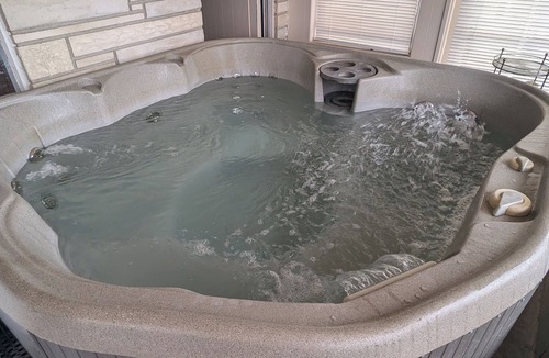 Bass Lake House | Cozy Ranch Retreat! Peace, Lake Views, Game Room & Hot Tub