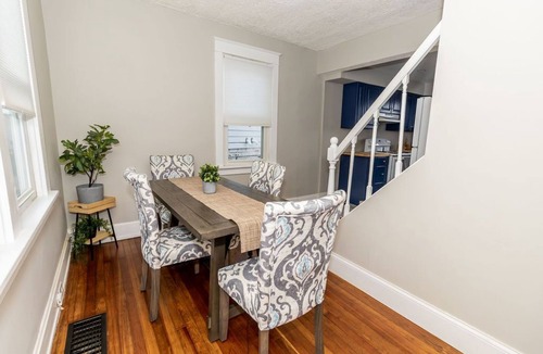 Covington House | Cozy Riverfront Bungalow with Stunning Views