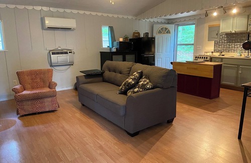 Clarksville House | Cozy, secluded 1-bedroom bungalow in beautiful Clarksville.