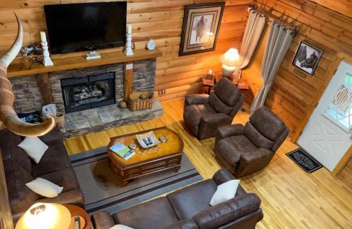 Trenton House | Cozy Trenton Cabin w/Spa ~ 15 Mi to Lookout Mtn!