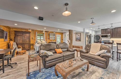 Bassett Apartment | Cozy Wisconsin Studio, 11 Mi to Lake Geneva!