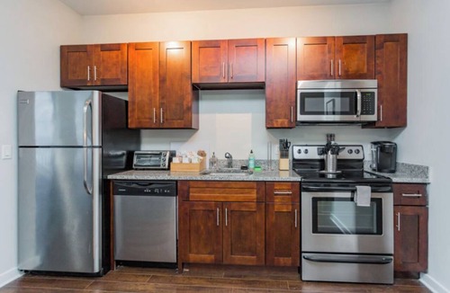 Music Row Apartment | CozySuites Music Row Alluring 1BR Nashville! 58