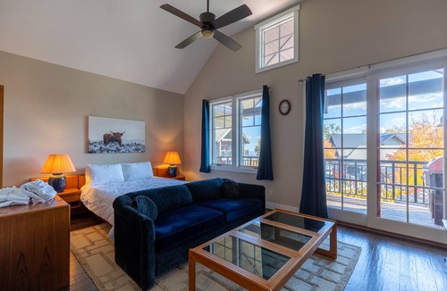Lenoir Condo | Craig 304 Condo at the Blue Ridge Mountain Club! Luxury studio with great amenities!
