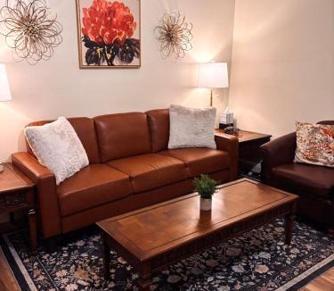 Maryville House | Creekside Cottage, Private, Peaceful, Cozy Escape