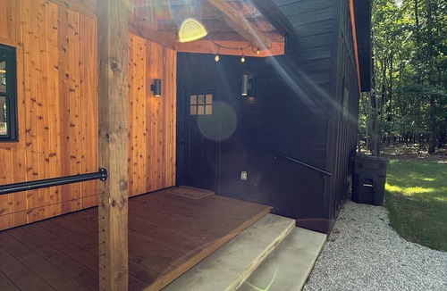 Sewanee House | Creekside Nook in Sewanee