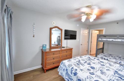 Myrtle Beach Apartment | Crescent Shores 911 Condo