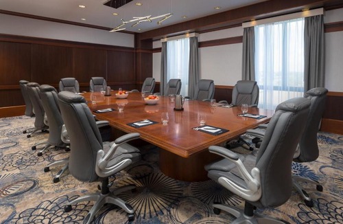 Springfield Hotel | Crowne Plaza Springfield Convention Center by IHG