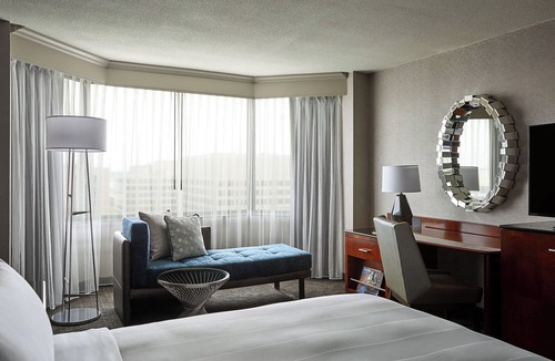 Crystal City Hotel | Crystal Gateway Marriott