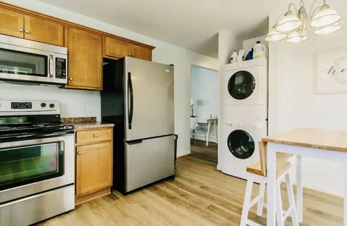 Burlington House | Cute Bungalow in Burlington
