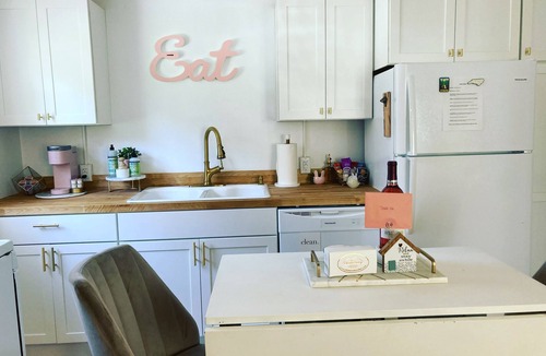 Maggie Valley House | Cute Guest Cottage Convenient Location