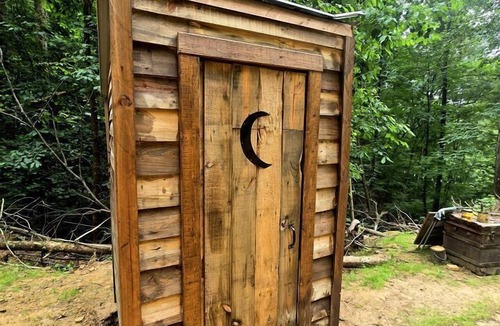Coal Fork House | Cute Off-Grid Camper on an Exotic-Animal Farm for a Unique Getaway near Charleston, West Virginia