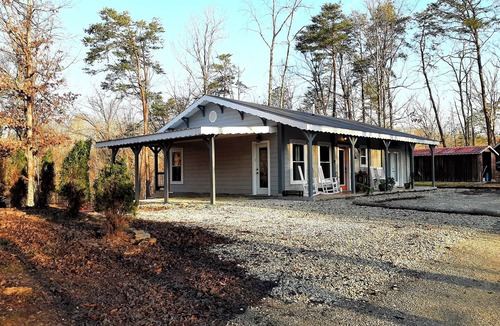 Stanton Cabin | Dappled Grey Cabin with hot tub at Red River Gorge