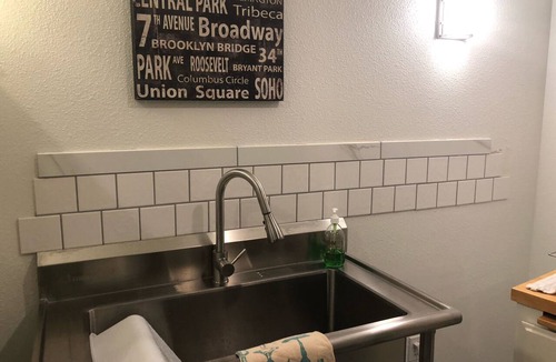 Salem Apartment | Daylight Basement Studio