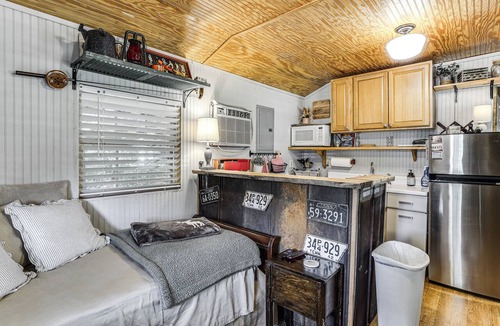 Dayton Cottage | Dayton Cabin on 42-acre Farm: Fish, Hike, Unwind!