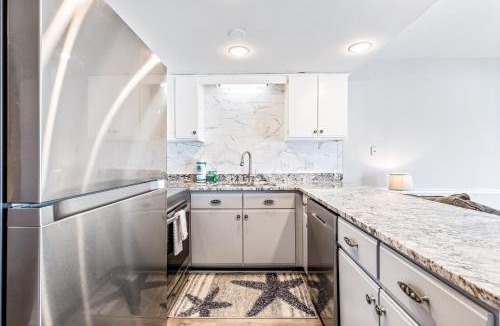 Surfside Beach Apartment | Deer Creek 300-F