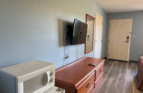 Southside Hotel | Deerfield Inn & Suites Gadsden Near Attalla I 59
