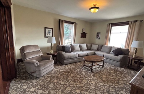 Marshall Other | Delightful 4-bedroom farmhouse in Parke County near Turkey Run State Park